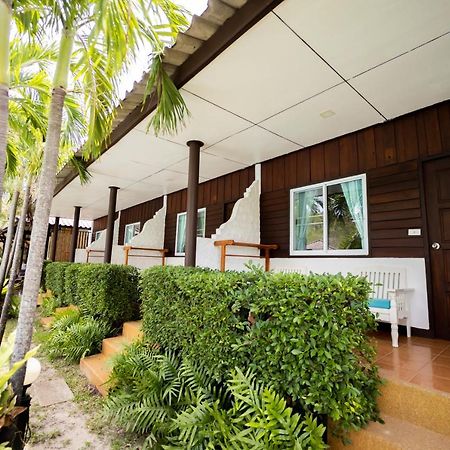 Assava Dive Resort - Sha Plus Тау Экстерьер фото